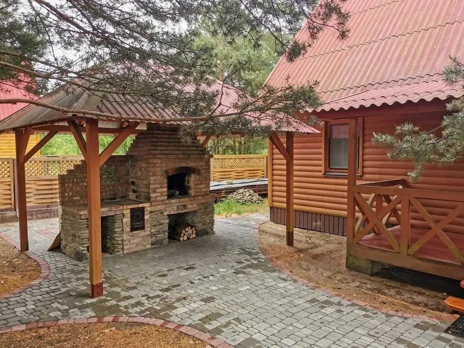 Продам двоповерховий дачний будинок з бруса у смт Шацьк