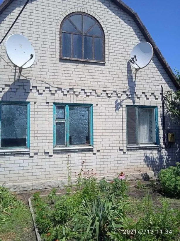House for sale. 4 rooms, 72 m². Dmytrivka. 
