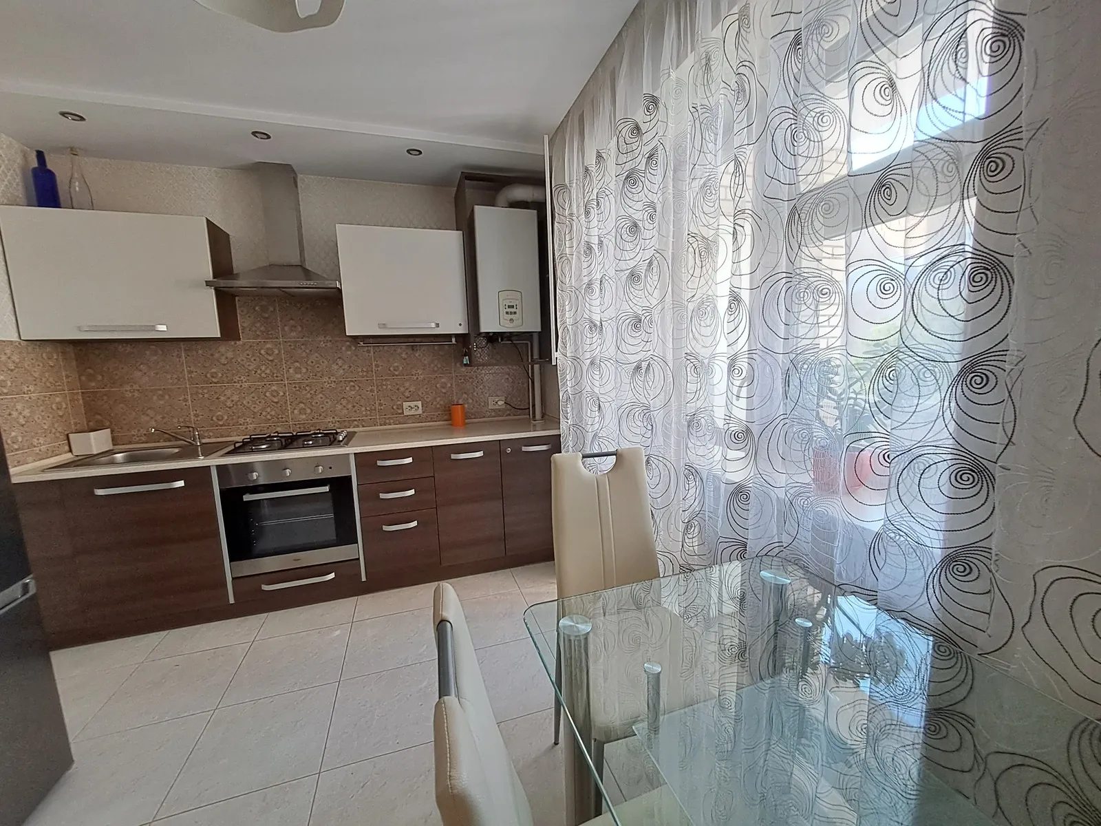 Apartment for rent 1 room, 46 m², 5th fl./10 floors. Konovaltsya YE. vul., Ternopil. 