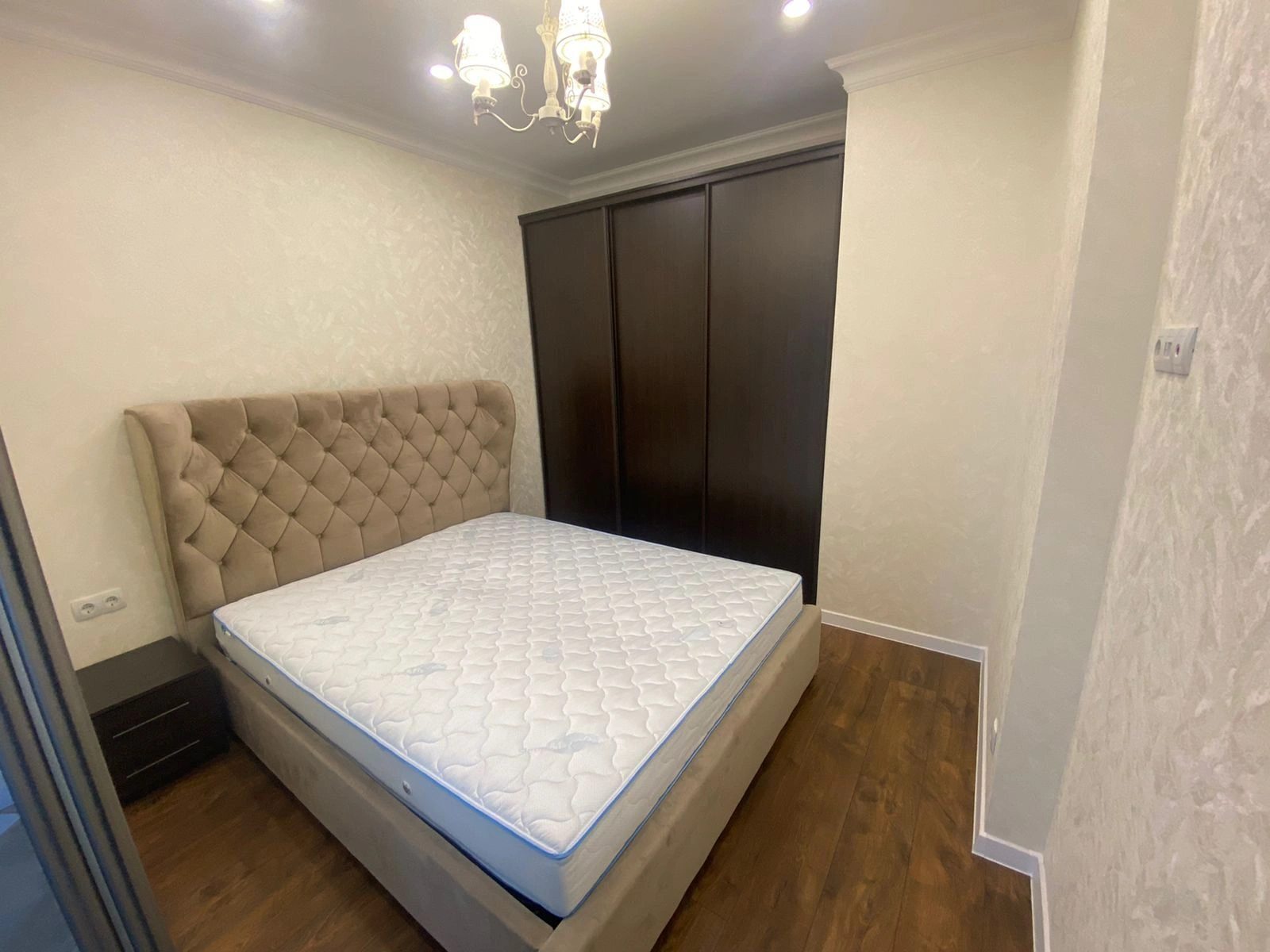 Apartment for rent. 1 room, 45 m², 10th floor/12 floors. 58, Fontanskaya Doroha ul., Odesa. 