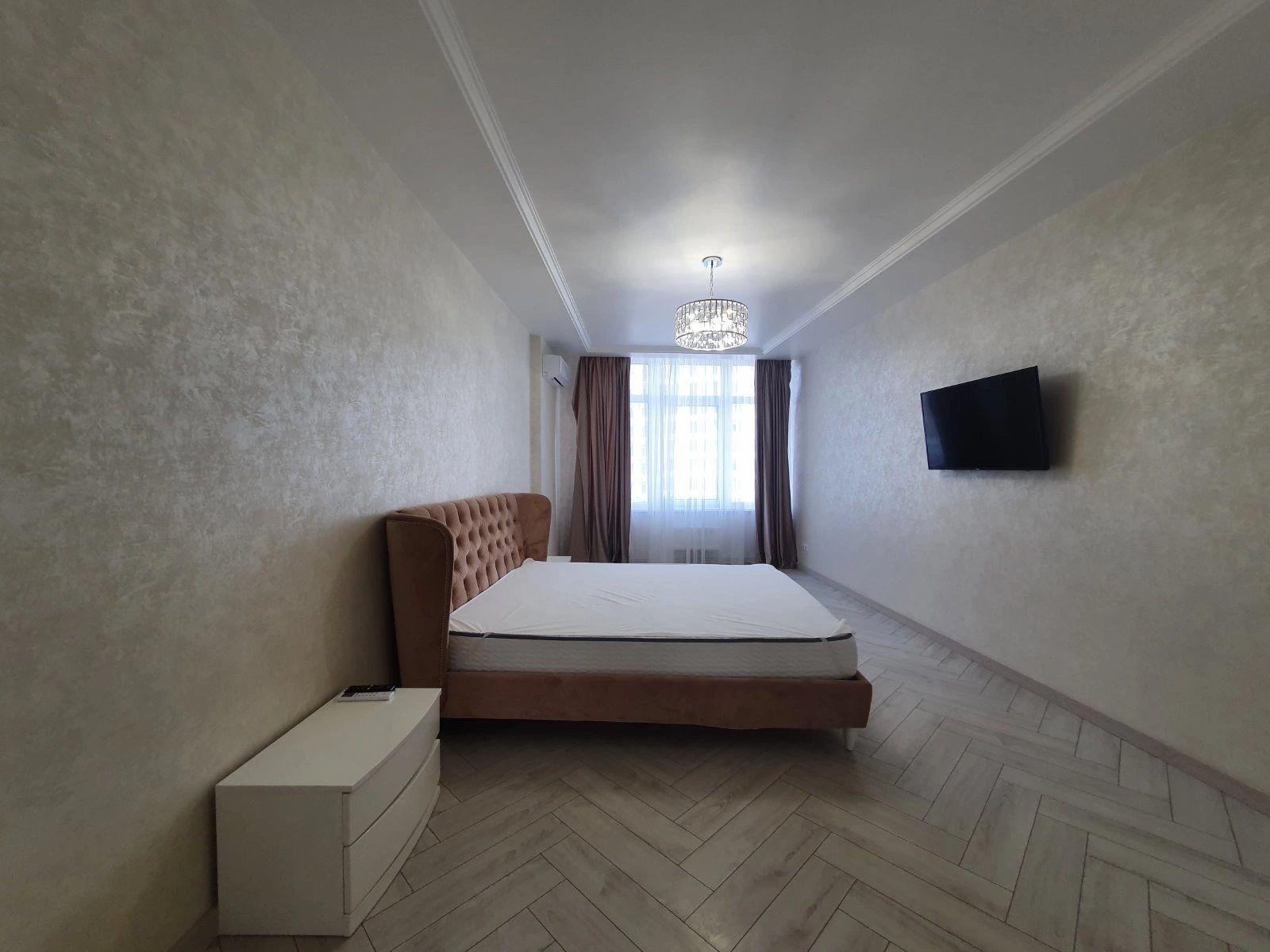 Здам квартиру. 3 rooms, 104 m², 17 floor/25 floors. 16, Каманина ул., Одеса. 