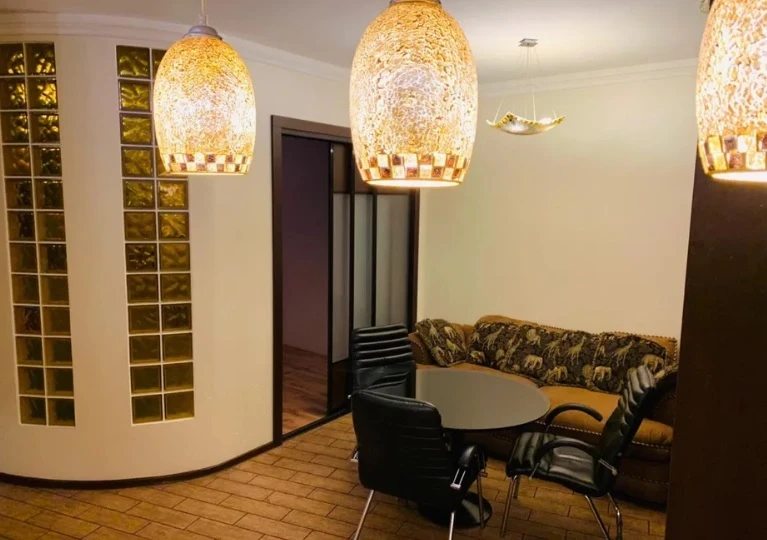 Apartment for rent. 2 rooms, 100 m², 10th floor/11 floors. 5, Haharynskoe plato , Odesa. 