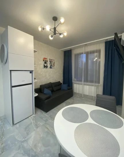 Apartment for rent. 1 room, 32 m², 2nd floor/24 floors. 1, Henuezskaya ul., Odesa. 