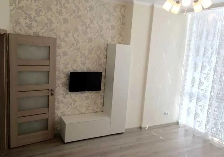 Apartment for rent. 2 rooms, 57 m², 10th floor/18 floors. Astashkyna ul., Odesa. 