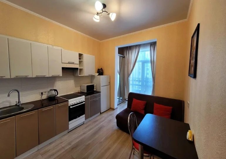 Apartment for rent. 1 room, 42 m², 2nd floor/15 floors. 1, Ytalyanskyy b-r, Odesa. 
