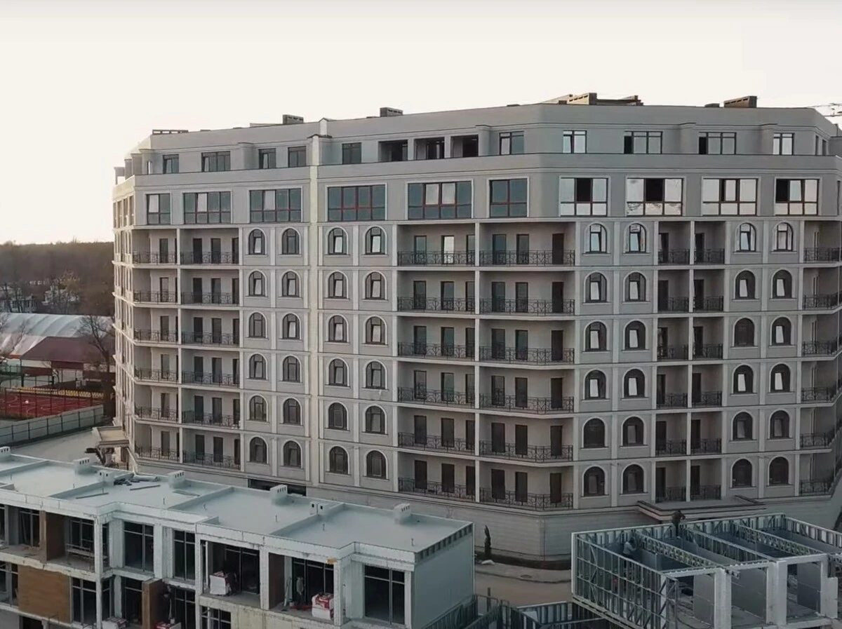 Apartments for sale. 1 room, 45 m², 4th floor/7 floors. 91, Dacha Kovalevskoho 91 , Odesa. 