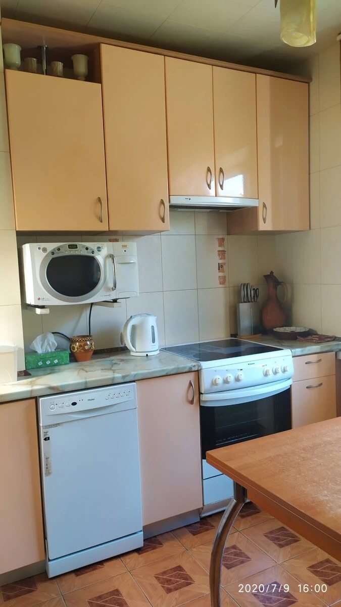 Apartments for sale 3 rooms, 73 m², 3rd fl./12 floors. 127, Semena Palyya , Odesa. 