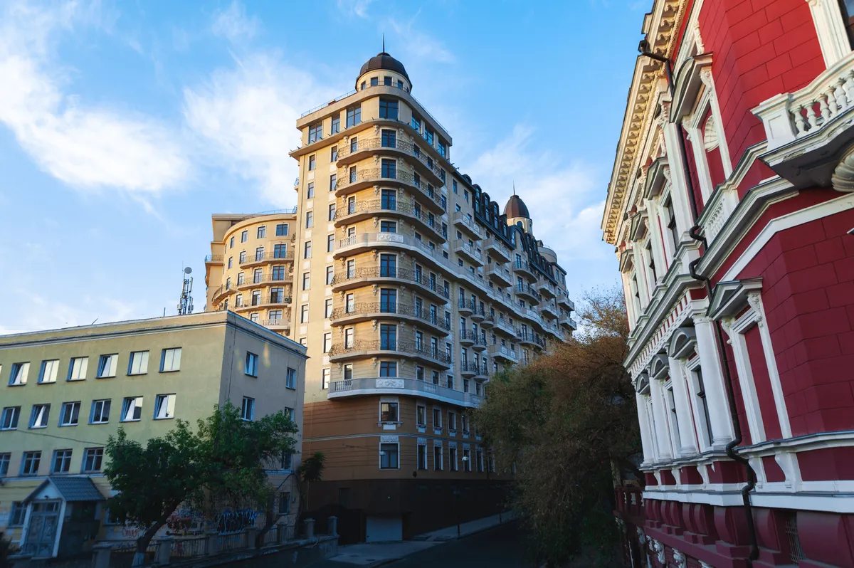 Двухкомнатная квартира в Элитном ЖК «НАСЛЕДИЕ ДЕРИБАСА». Исторический центр Одессы.
