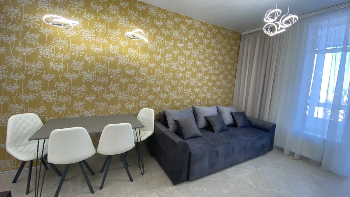 Apartments for sale. 1 room, 45 m², 10th floor/24 floors. Tolbukhyna ul., Odesa. 