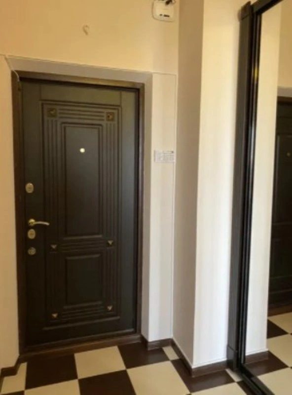 Продаж квартири. 3 rooms, 88 m², 15 floor/18 floors. 39, Грушевского ул., Одеса. 