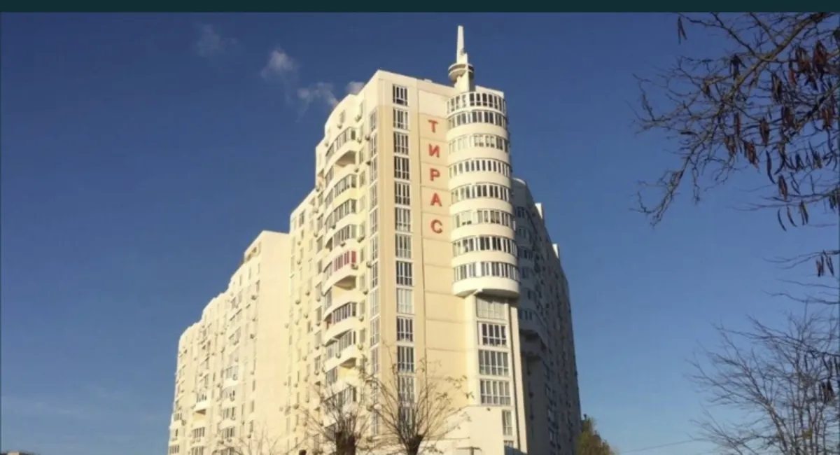 Продаж квартири. 4 rooms, 73 m², 2nd floor/16 floors. 5, Королева Академика ул., Одеса. 