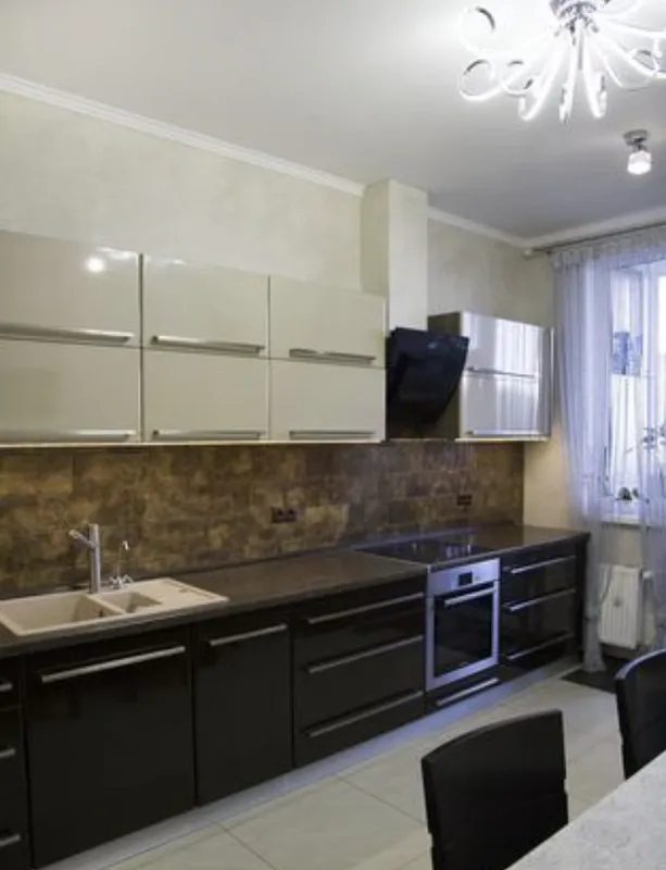 Продаж квартири. 4 rooms, 73 m², 2nd floor/16 floors. 5, Королева Академика ул., Одеса. 