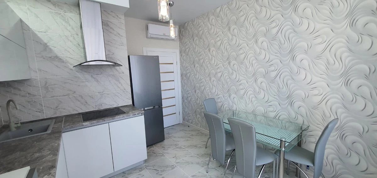 Apartments for sale. 2 rooms, 64 m², 8th floor/24 floors. Tolbukhyna ul., Odesa. 