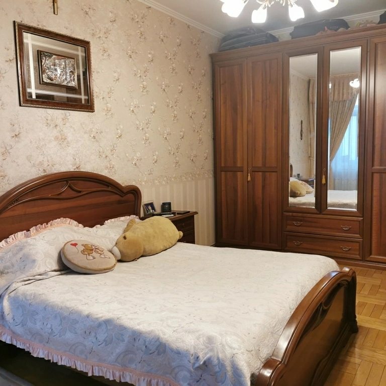 Apartment for rent. 3 rooms, 78 m², 3rd floor/6 floors. 88, Golosiyivskiy 88, Kyiv. 