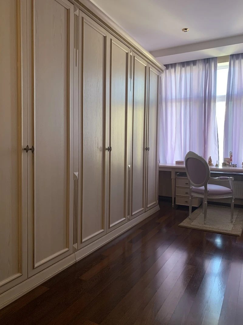 Продаж квартири. 6 rooms, 311 m², 7th floor/8 floors. 13, Уютная ул., Одеса. 