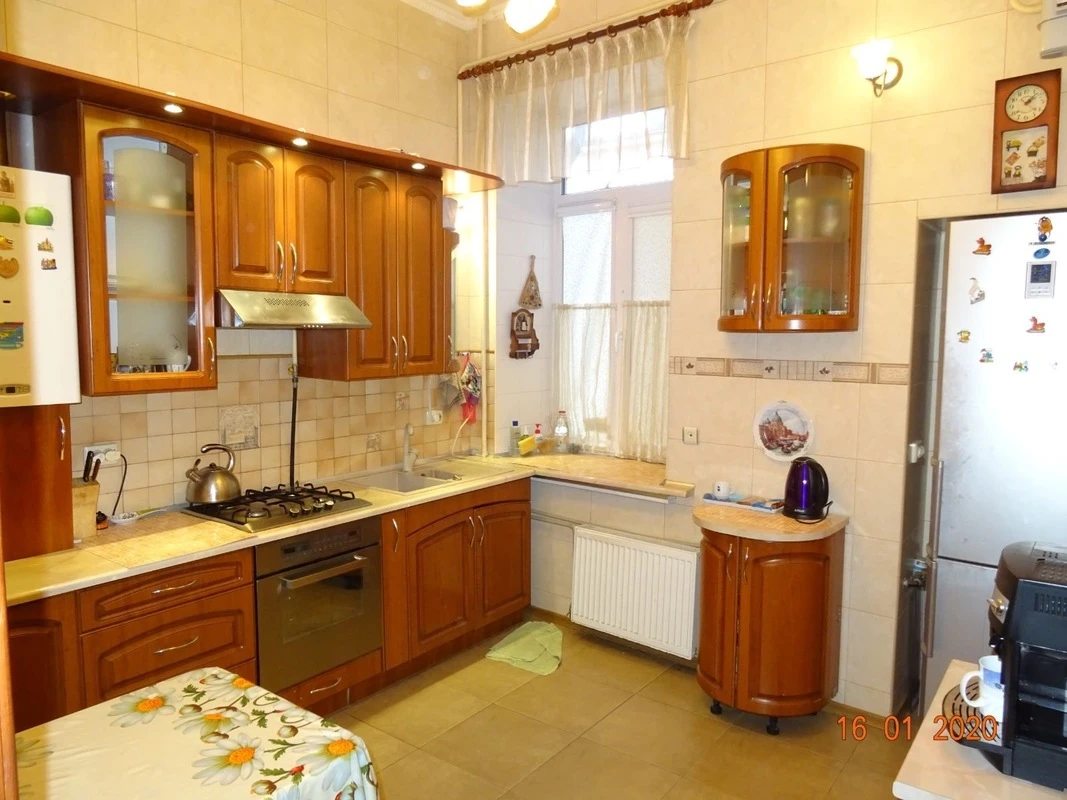 Продаж квартири. 5 rooms, 140 m², 2nd floor/3 floors. Софиевская ул., Одеса. 