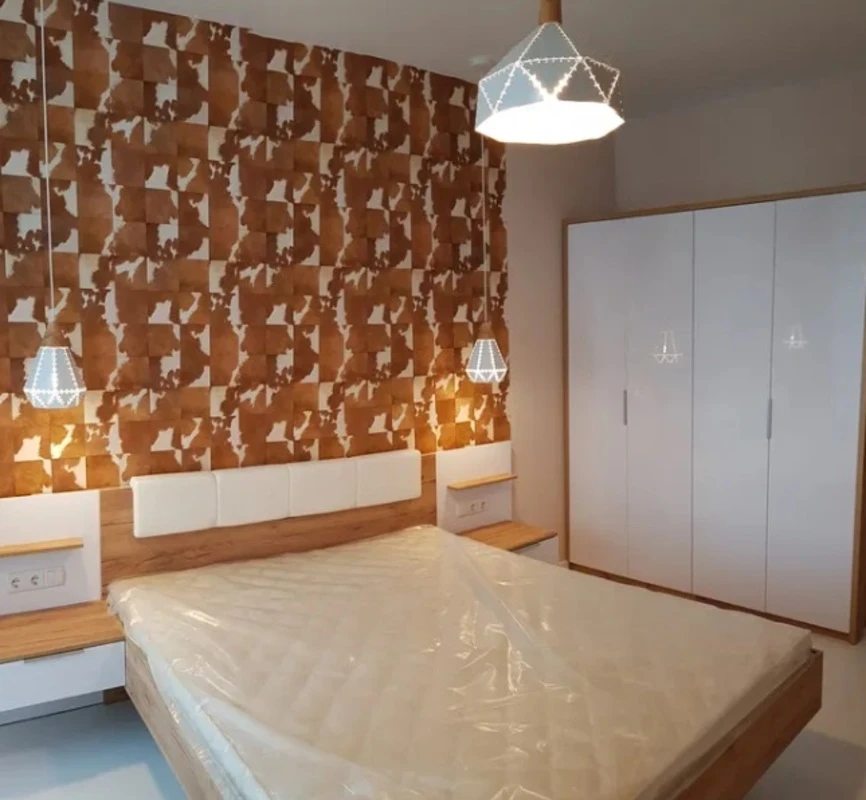 Apartments for sale. 1 room, 52 m², 20 floor/25 floors. Tolbukhyna ul., Odesa. 