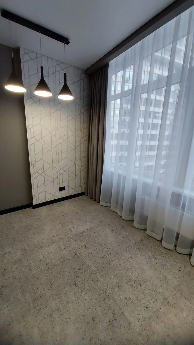 Apartments for sale. 1 room, 42 m², 16 floor/24 floors. 16, Kamanyna , Odesa. 