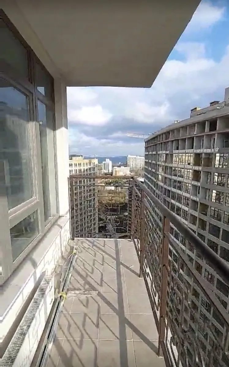 Apartments for sale. 1 room, 41 m², 25 floor/25 floors. 3, Henuezskaya ul., Odesa. 