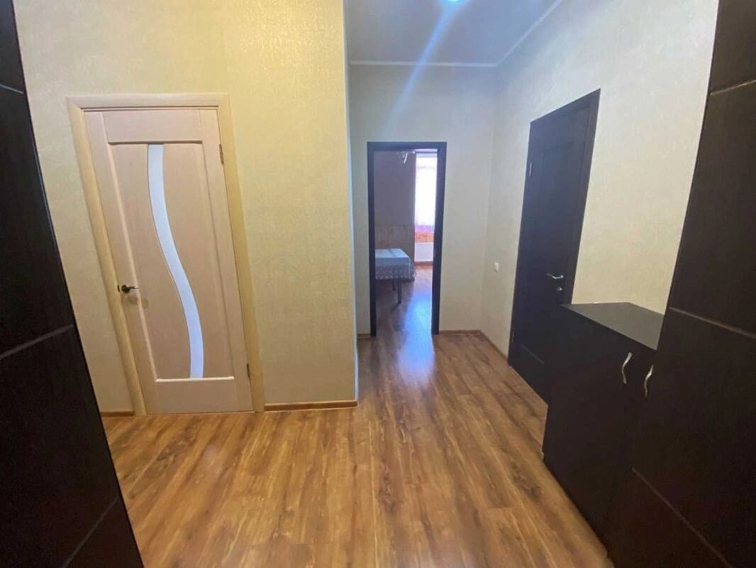 Apartments for sale. 2 rooms, 60 m², 3rd floor/11 floors. 12, Cherepanovykh 2 per., Odesa. 