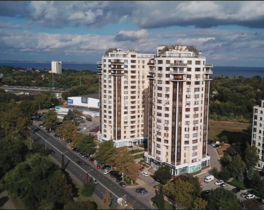 Продаж квартири. 1 room, 66 m², 9th floor/17 floors. 33, Шевченко , Одеса. 
