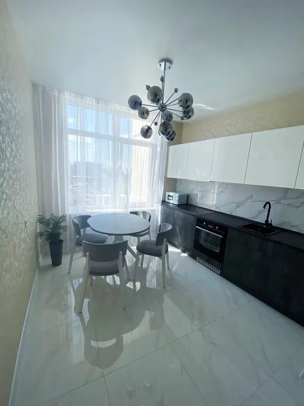 Apartments for sale. 1 room, 41 m², 11 floor/25 floors. Prymorskyy rayon, Odesa. 