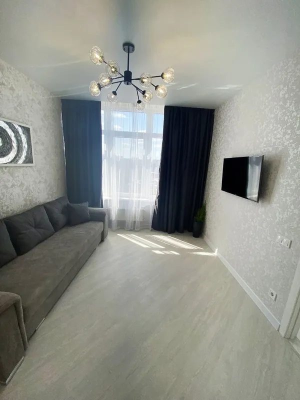 Apartments for sale. 1 room, 41 m², 11 floor/25 floors. Prymorskyy rayon, Odesa. 