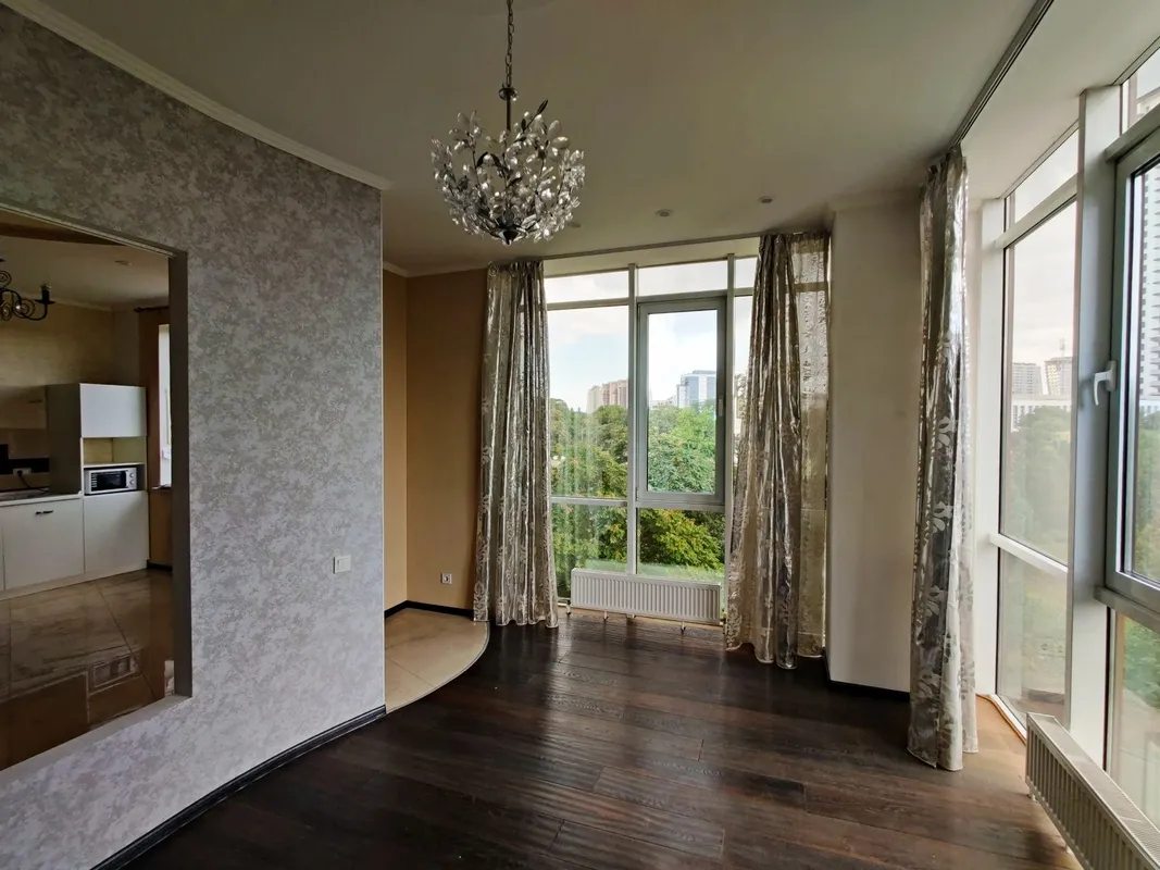 Apartments for sale. 1 room, 51 m², 3rd floor/18 floors. Prospekt Shevchenko , Odesa. 