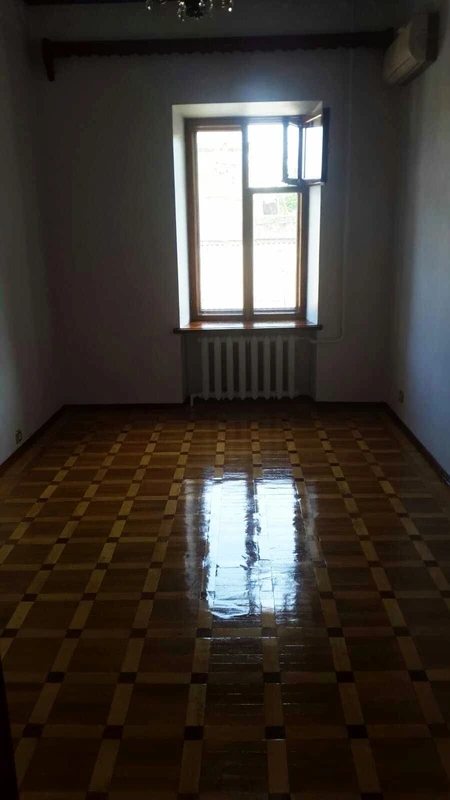 Продаж квартири. 3 rooms, 85 m², 3rd floor/3 floors. Успенская ул., Одеса. 