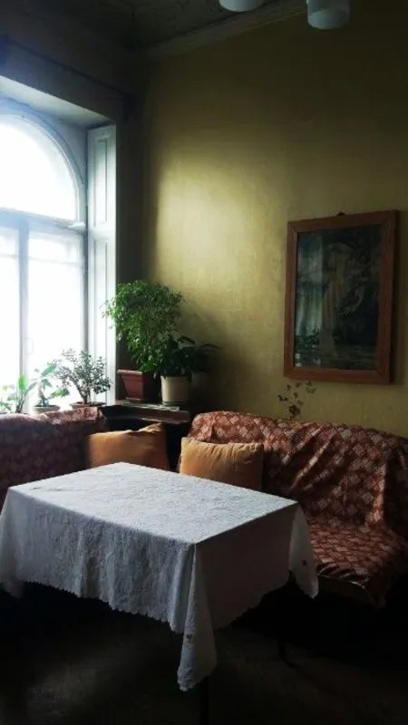 Apartments for sale. 5 rooms, 117 m², 4th floor/4 floors. Olhyevskaya ul., Odesa. 