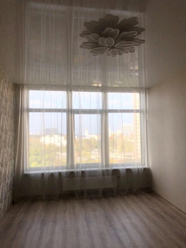 Продаж квартири. 1 room, 46 m², 12 floor/25 floors. 3, Генуэзская ул., Одеса. 