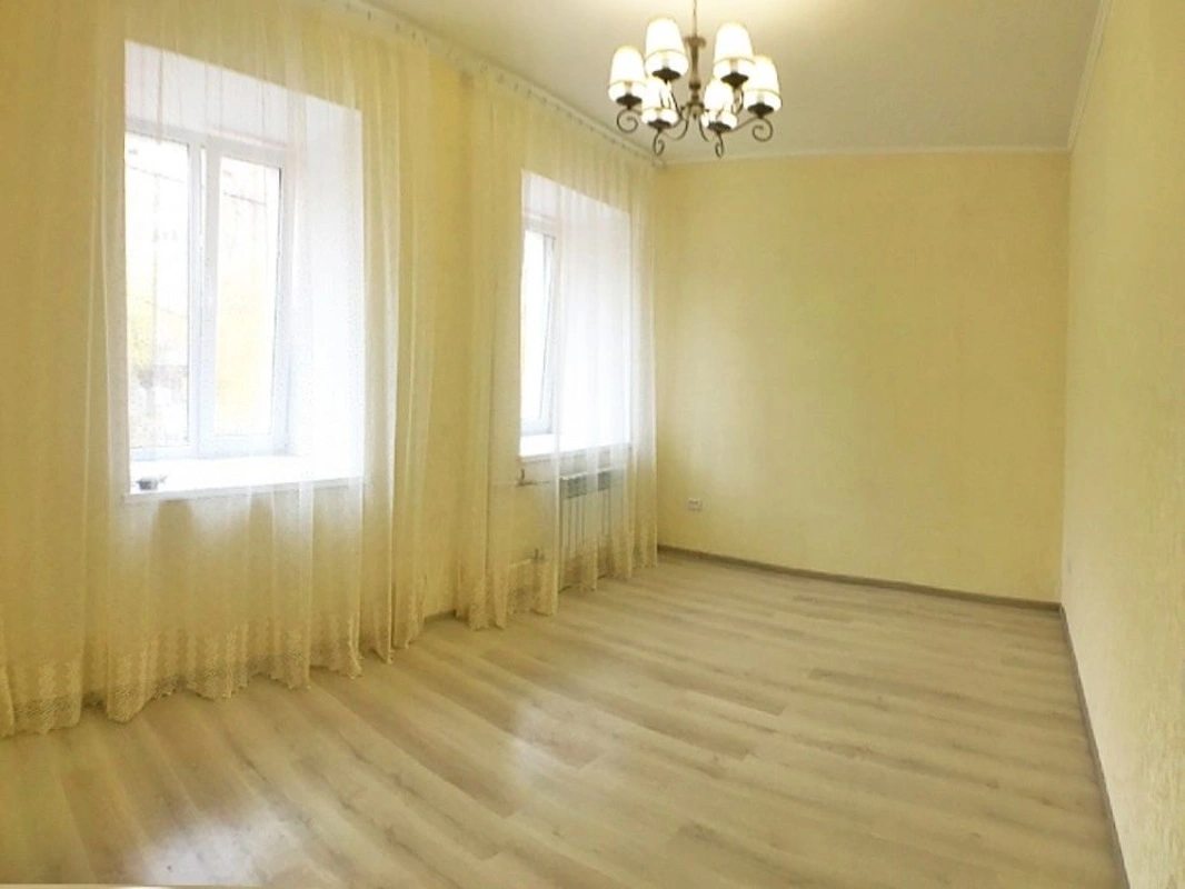 Продаж квартири. 2 rooms, 50 m², 2nd floor/3 floors. 57, Старопортофранковская ул., Одеса. 