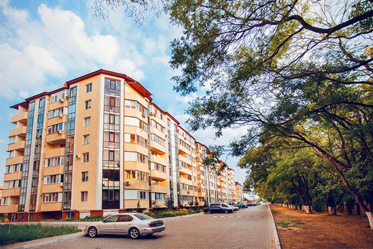 Apartments for sale. 1 room, 27 m², 8th floor/8 floors. 4, Maryynskaya ul., Velykodolynske. 