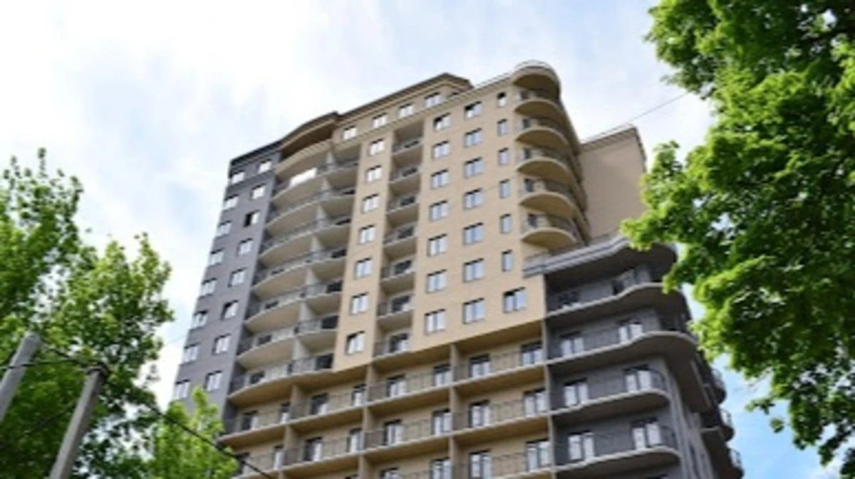 Продаж квартири. 3 rooms, 142 m², 16 floor/16 floors. 24, Клубничный пер., Одеса. 