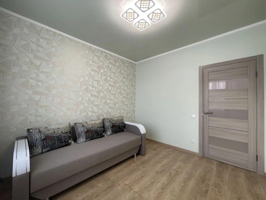 Продаж квартири 2 кімнати, 47 m², 17 пов./25 поверхів. 3, Котовского Пос. / Сахарова ул., Одеса. 