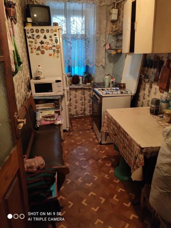 Продаж квартири. 2 rooms, 32 m², 1st floor/3 floors. 11, Гимназическая ул., Одеса. 
