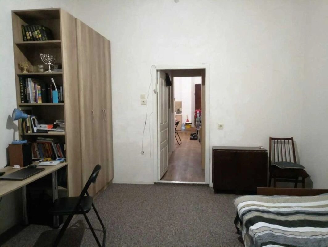 Продаж квартири. 1 room, 35 m², 1st floor/3 floors. 112, Мечникова ул., Одеса. 