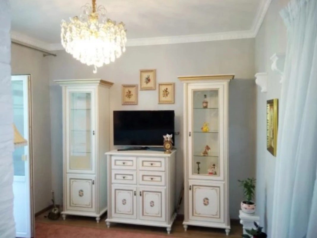 Продаж квартири. 1 room, 35 m², 15 floor/16 floors. 11, Радужная ул., Одеса. 