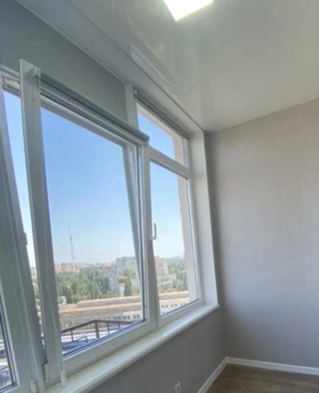 Продаж квартири. 1 room, 38 m², 14 floor/25 floors. Бассейная , Одеса. 