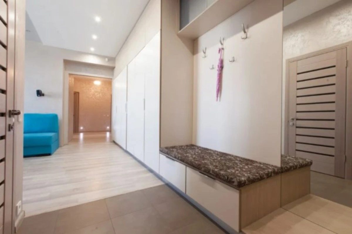 Продаж квартири. 3 rooms, 134 m², 13 floor/16 floors. 62, Костанди ул., Одеса. 
