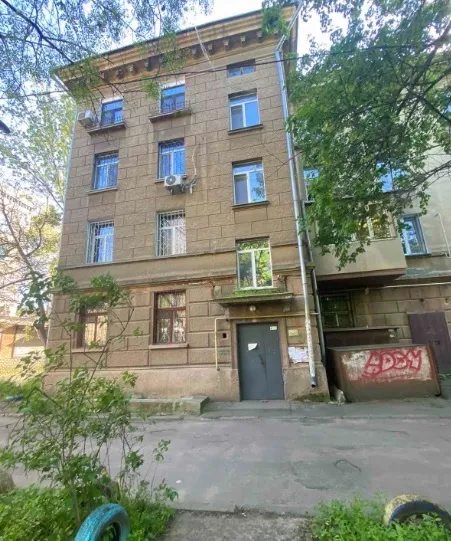 Продаж квартири. 2 rooms, 55 m², 3rd floor/4 floors. 9, Фонтанская Дорога ул., Одеса. 