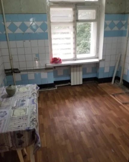 Apartments for sale. 2 rooms, 55 m², 3rd floor/4 floors. 9, Fontanskaya Doroha ul., Odesa. 