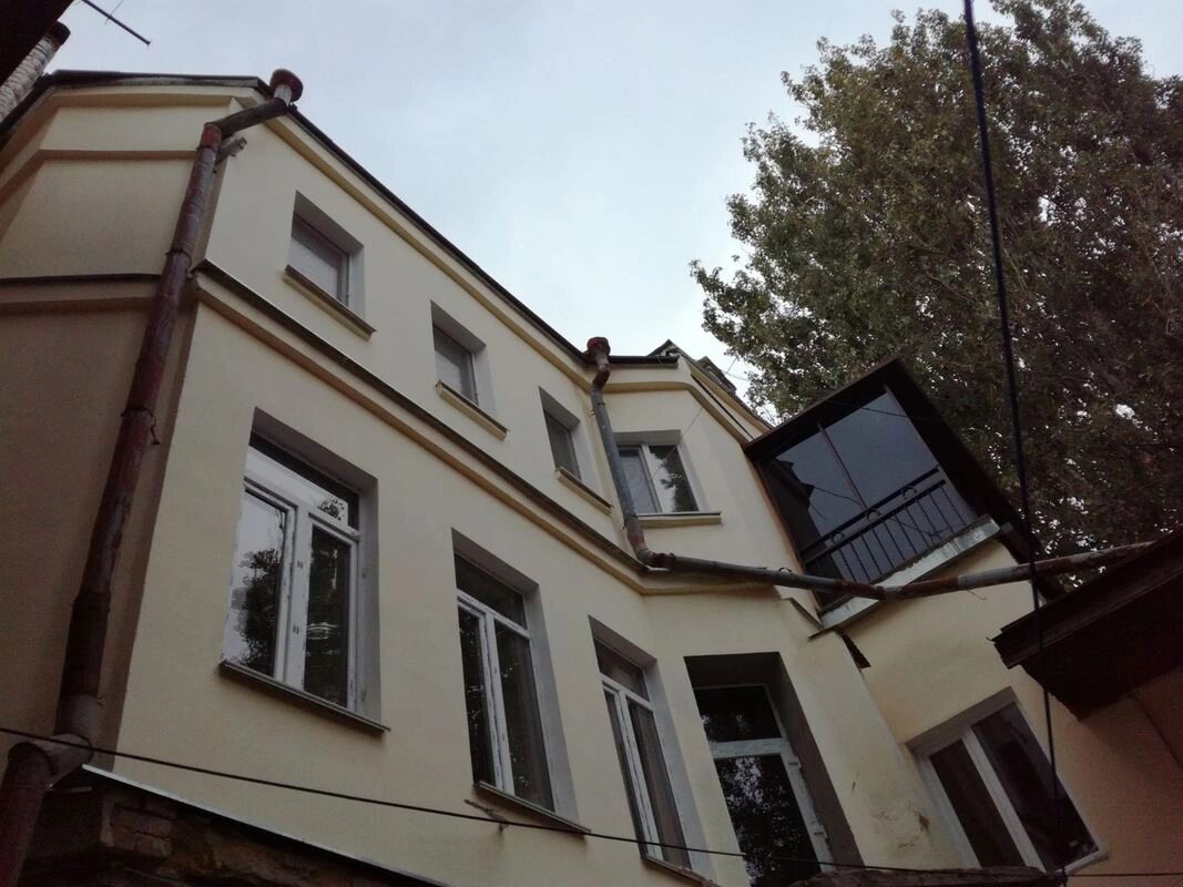 Продаж квартири. 3 rooms, 66 m², 2nd floor/3 floors. 51, Екатерининская ул., Одеса. 