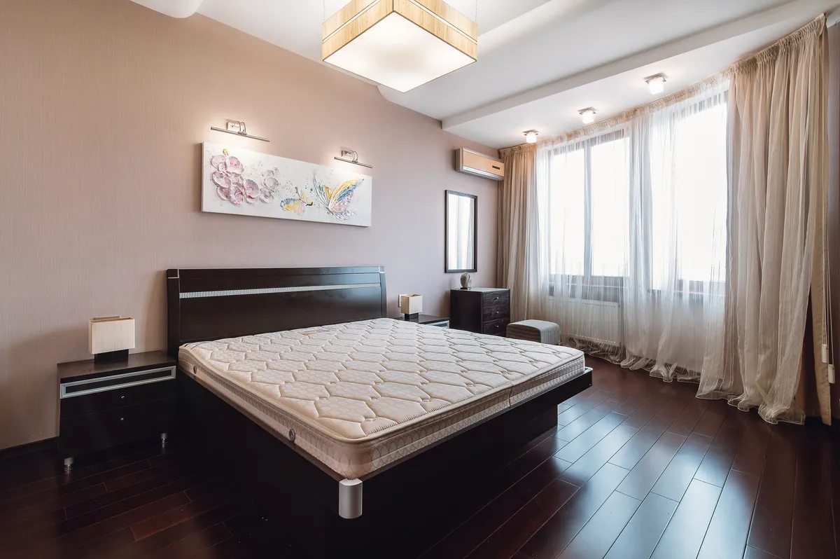 Продаж квартири. 3 rooms, 192 m², 17 floor/17 floors. 9, Тенистая ул., Одеса. 