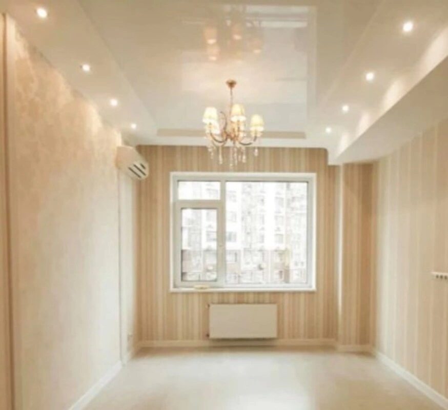 Apartments for sale. 3 rooms, 70 m², 2nd floor/20 floors. 42, Kotovskoho Pos. Marselskaya ul., Odesa. 