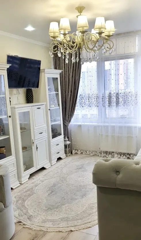 Продаж квартири 2 кімнати, 43 m², 9 пов./25 поверхів. 6, Басейна вул , Одеса. 