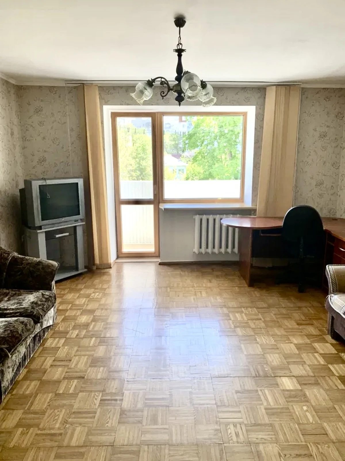 Продаж квартири 4 кімнати, 80 m², 3 пов./9 поверхів. Большой Фонтан / Фонтанская Дорога , Одеса. 