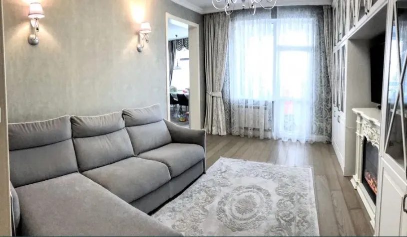 Apartments for sale. 4 rooms, 120 m², 13 floor/14 floors. 11, Armeyskaya ul., Odesa. 
