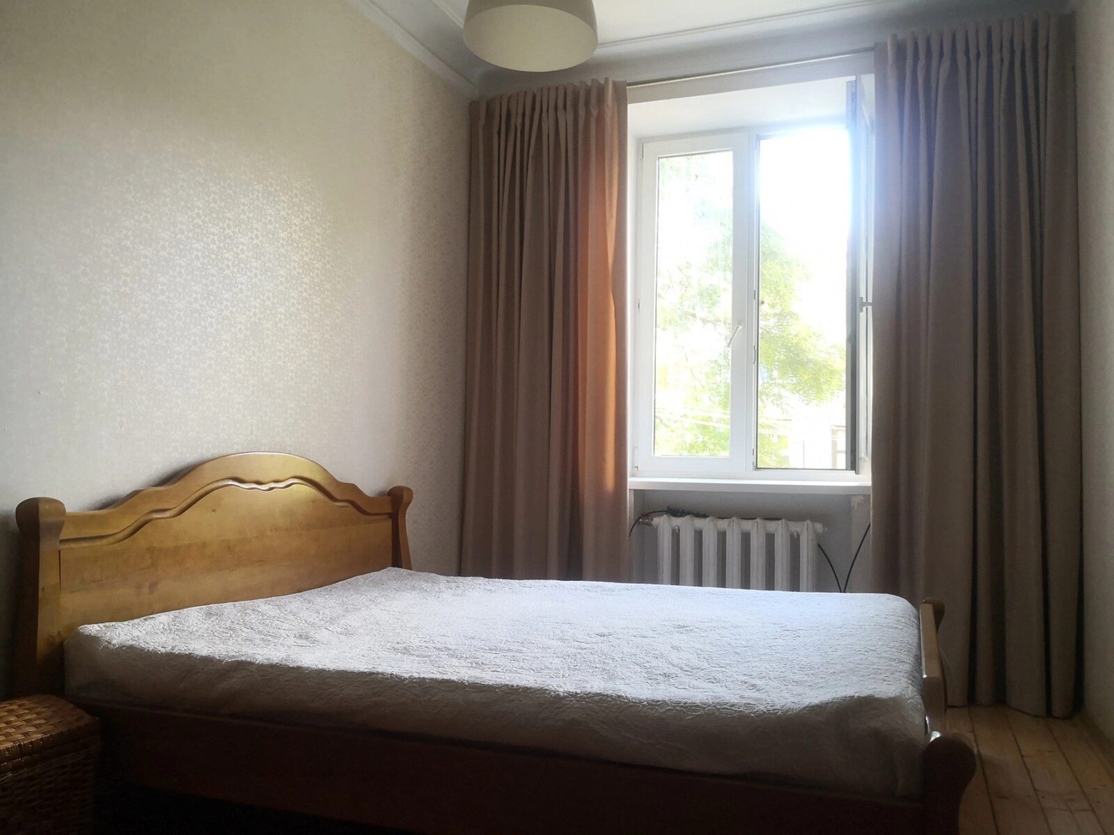 Apartments for sale. 2 rooms, 44 m², 3rd floor/4 floors. 15, Shevchenko prospekt, Odesa. 