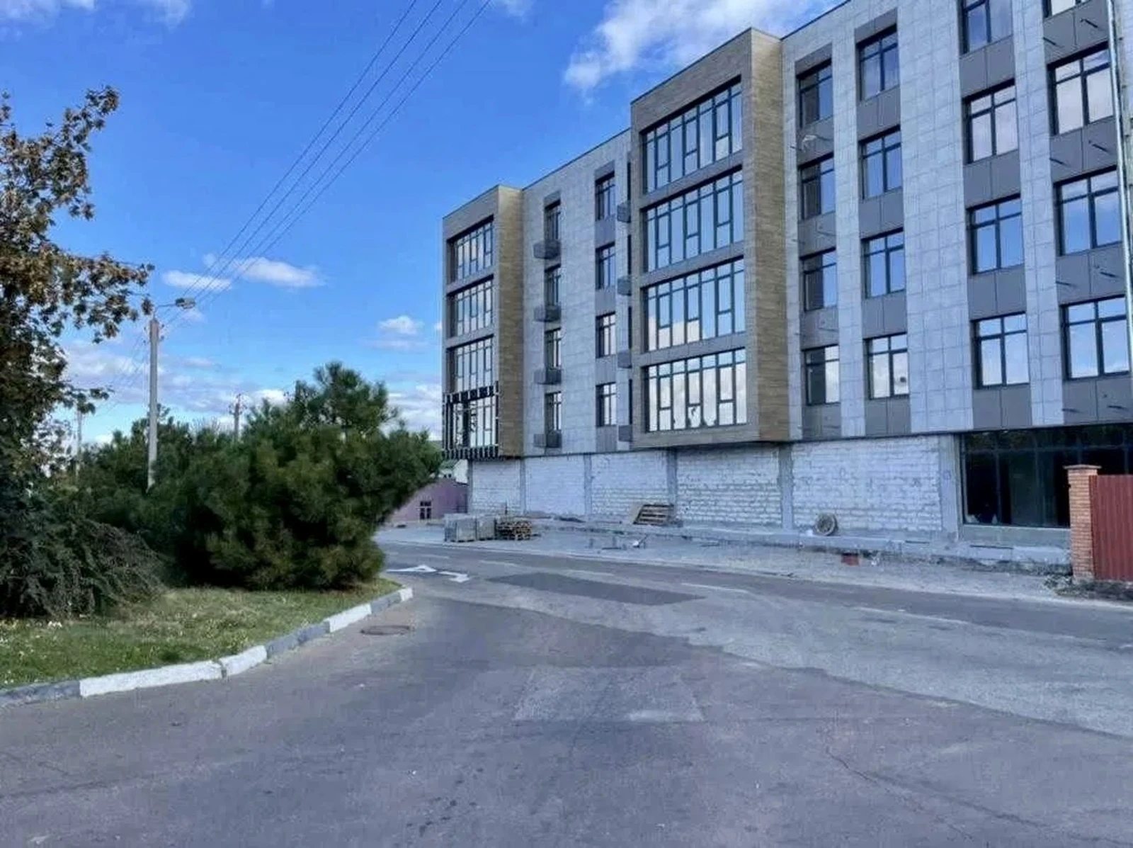 Apartments for sale. 3 rooms, 109 m², 3rd floor/5 floors. Prospekt Chornomorskyy , Odesa. 